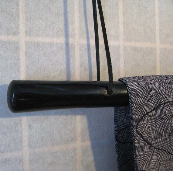 Black Bamboo Display Rod Hanger For Japanese Kimono by kyotokimono