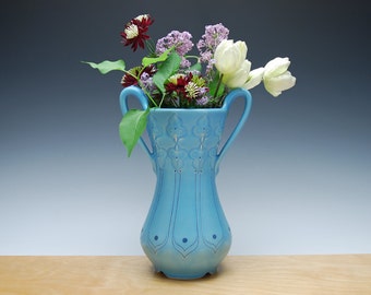 Flower vase w. handles in Aqua w. Navy dots & detail, Victorian modern Home decor