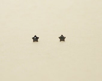 3 mm Tiniest Black Star 925 Sterling Silver Stud Earrings,cartilage earring,hypoallergenic earrings,second hole earrings,upper ear