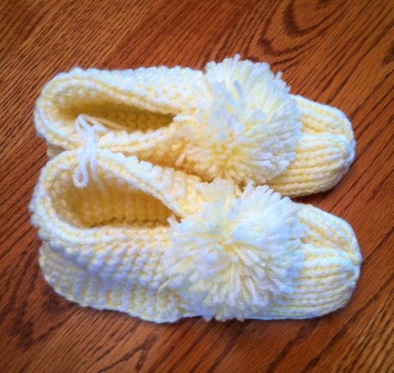 Slippers Like Your Grandma Knit size 5 to 8 yellow and white