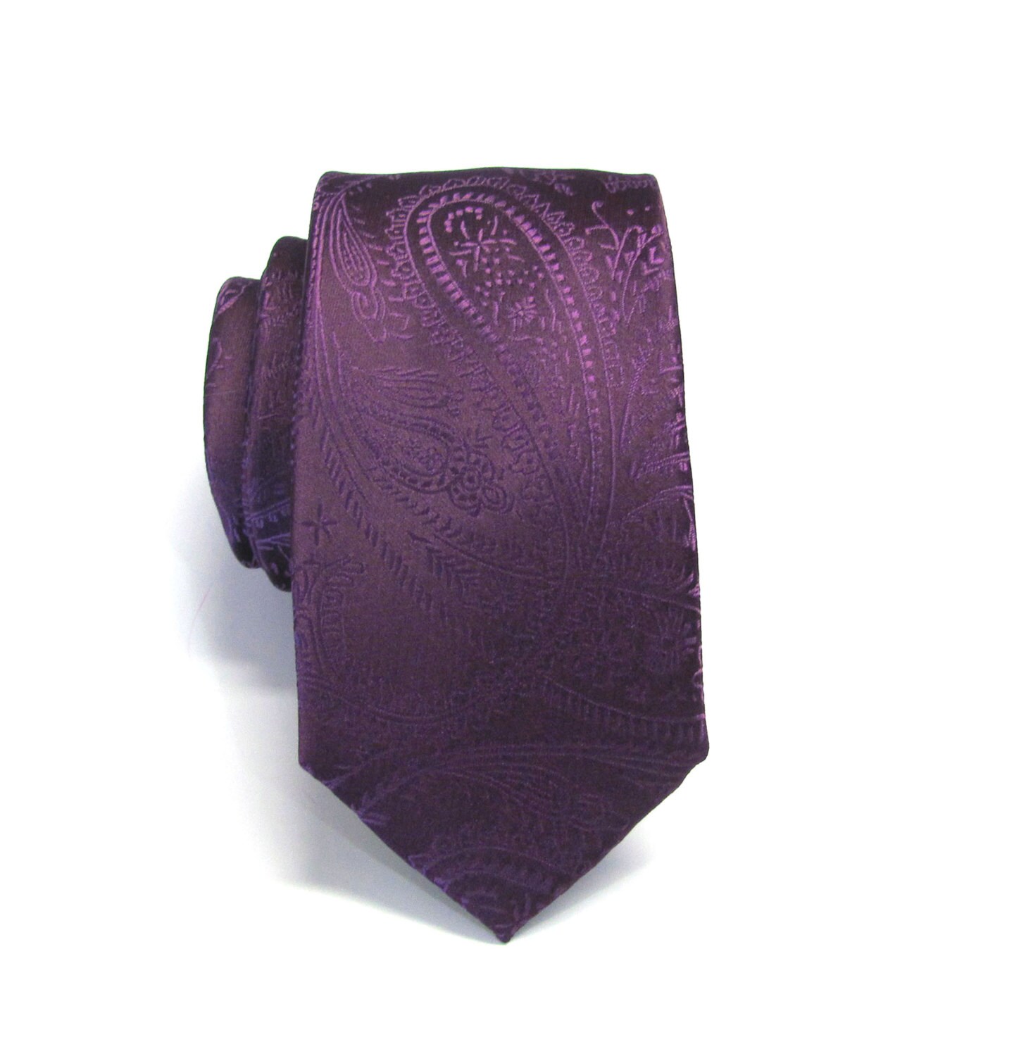 Mens Tie. Eggplant Purple Paisley Skinny Necktie With Matching