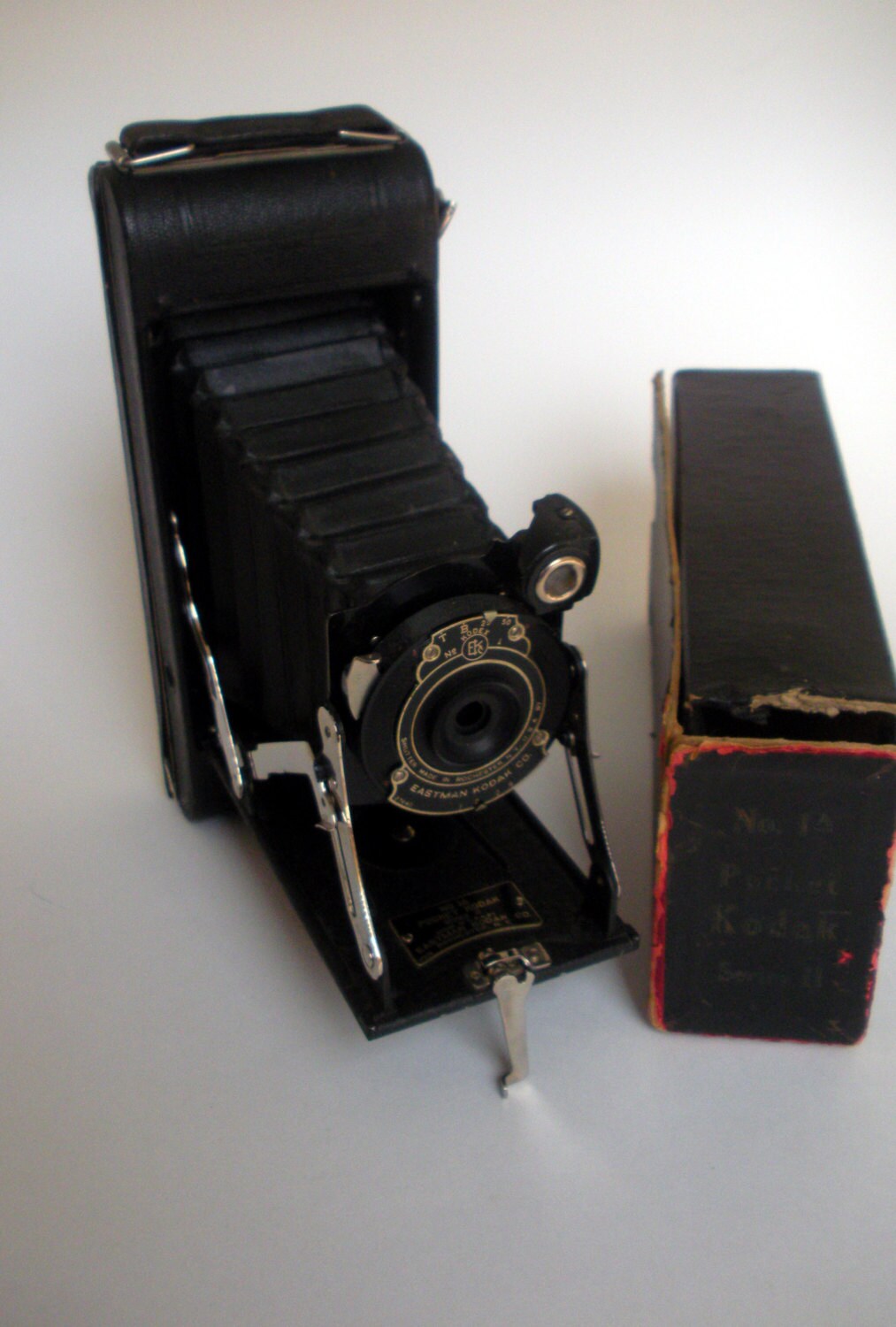 Vintage Kodak No. 1A Pocket Camera Series II Shutter Release