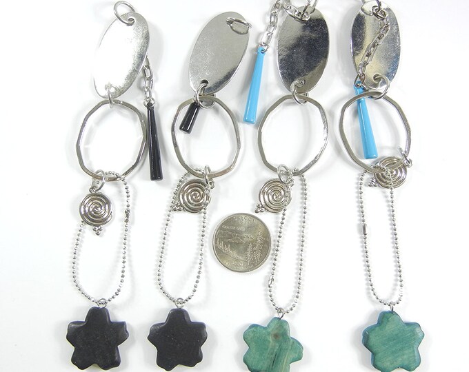 4 Floral Themed Linked Pendants Silver-tone