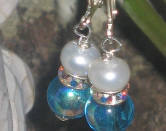 Kyrie Silver Earrings in Sky Blue Illusion