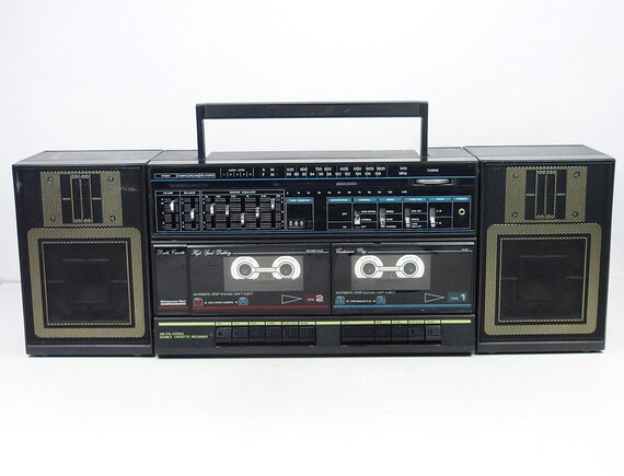 Vintage 80's Montgomery Ward boombox Ghetto by hermosavintage