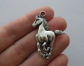 2 Horse pendants antique silver tone A607