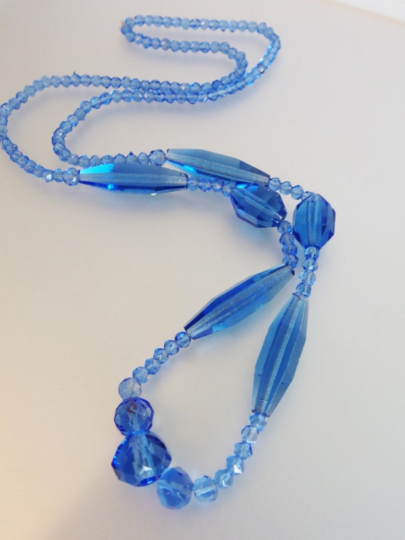 Lovely 1930's Vintage Czech Blue Glass Bead Necklace