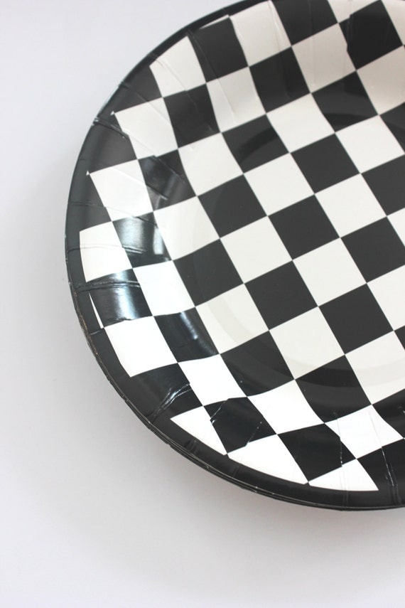 16 BLACK And WHITE CHECKERED Paper Plates Cars by
