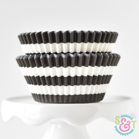 Rugby Stripe Black BakeBright GREASEPROOF Baking Cups Cupcake Liners | ~30 Il_570xn