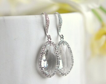 Wedding Jewelry Bridal Earrings. Cubic Zirconia Drop Earrings in Silver. Dangle Earrings. Bridal Jewelry.