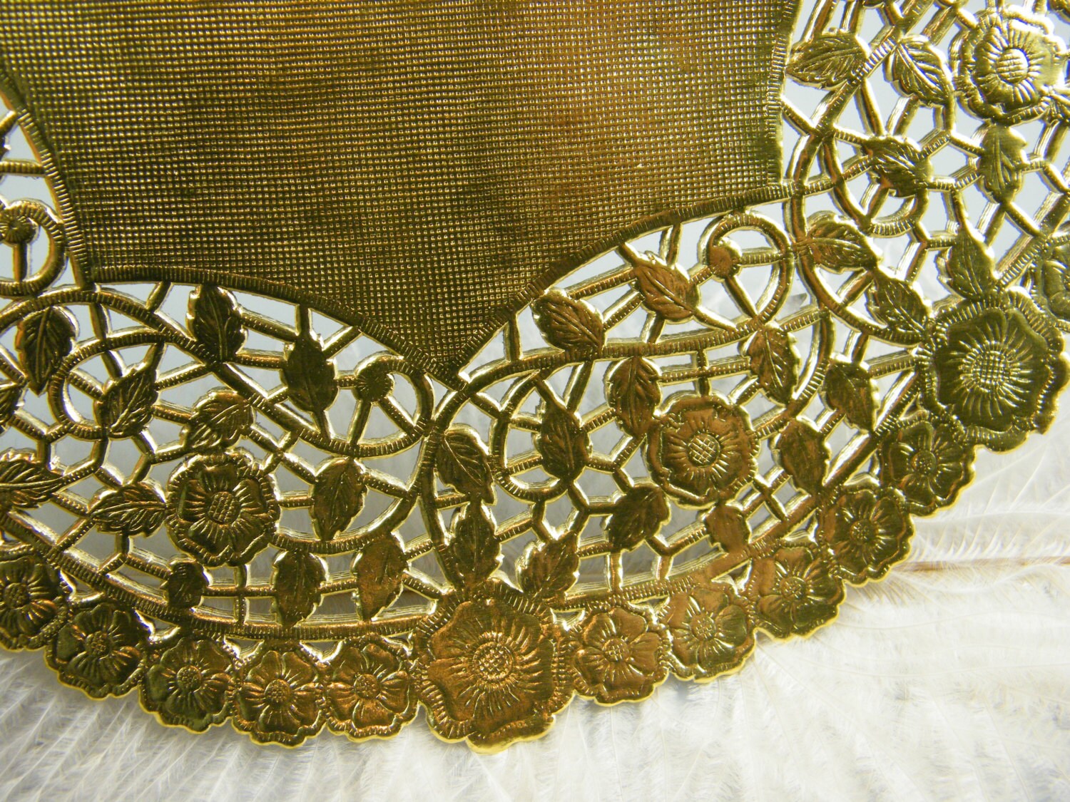 15 Metallic Gold Lace Doilies / Paper Doily / 10 Size