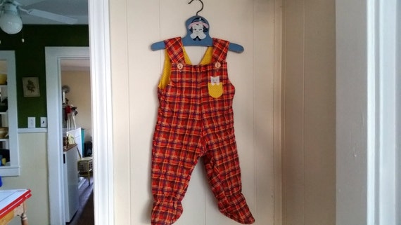 Use CODE50 for 50% OFF Vintage Red Plaid Footie Overalls with Kitten, Mums 'n Me, 1980s, size 3-6 months