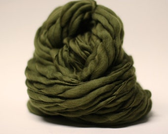 Handspun Merino Wool Yarn Thick and Thin Slub Olive 03