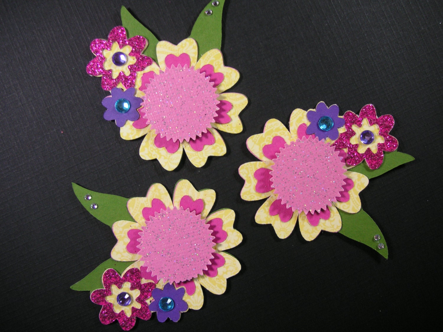 Download 3 Handmade Scrapbook Flowers Scrapbook embellishment Paper