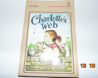 Vintage 1980 Charlotte's Web book PB E.B. White Harper Trophy Book