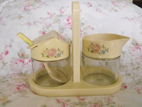 ready made sugar flowers Creamer  Sugar Mid with set Century Cream flowers  with handle Vintage