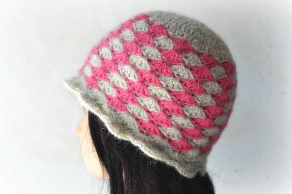 Crochet hat pattern, womens hat pattern, shell stitch hat ...