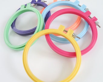 4 inch Embroidery Hoop | Hoop-La Plastic Embroidery Hoops from Susan Bates for Hand Embroidery, Cross Stitch, Hoop Art, Embroidery Frame