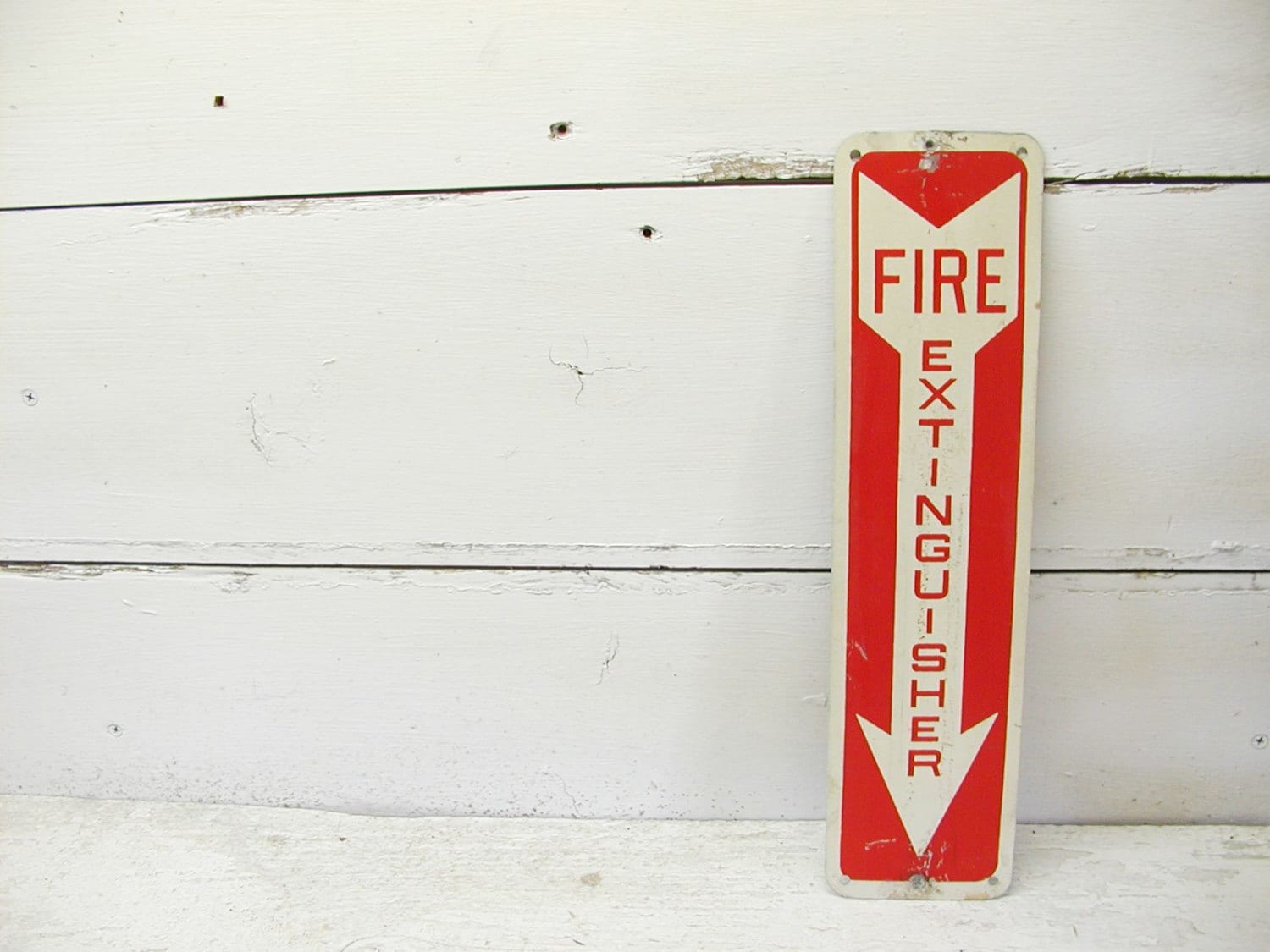 Vintage Fire Extinguisher Sign Fireman FireFighter Gift Metal