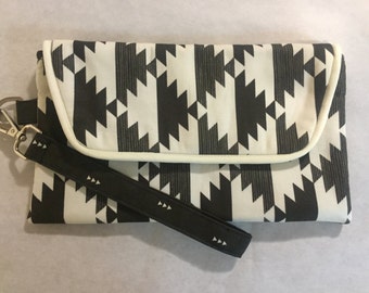 Wristlet / Wallet Wristlet / Clutch Wristlet / Charcoal Gray Wristlet / Fabric Wristlet / Gifts for Her / FREE SHIPPING