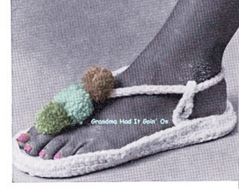 Thong Sandals CROCHET Pattern - Vintage 70s Crochet Sandals - Vintage Pattern - Flip Flop Slippers - INSTANT Download PDF beach shoes