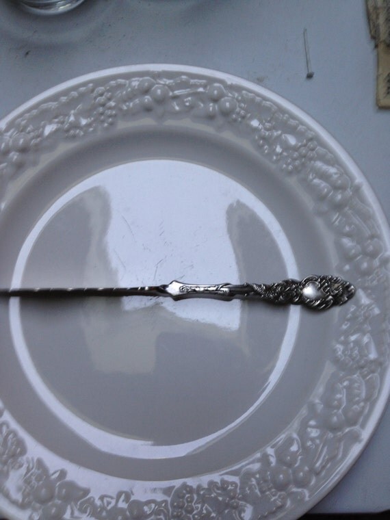 Rogers Bros. A1 Twisted Handle Butter Knife Columbia 1847