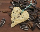 Yellow Sunflower Plantable paper hearts seed paper, recycled paper sunflower seeds sunflower seed bombs bird feeder paper flowers seed paper