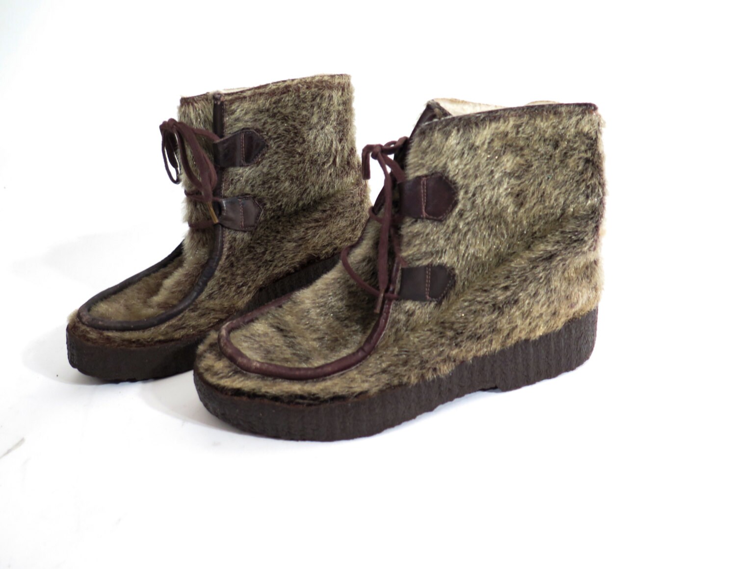 lace up eskimo boots