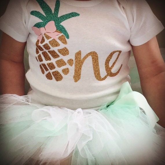 cute pineapple gold one birhtday outfit 