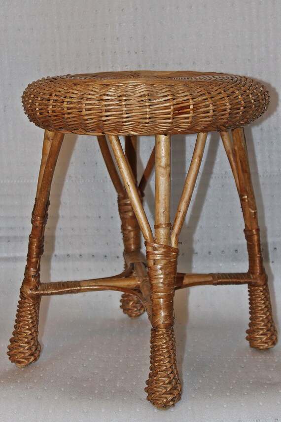 Vintage Wicker Stool Natural Color by QUEENIESECLECTIC