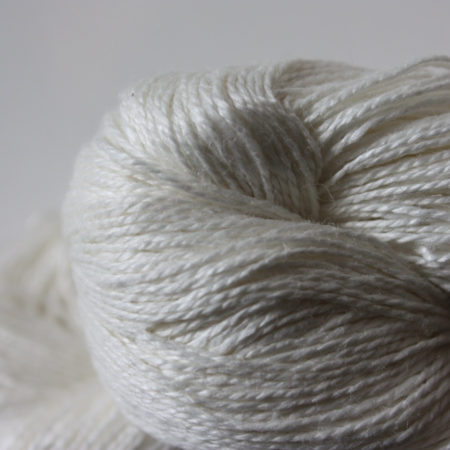 10/2 Bleached Linen from SpinYarnWeaveTales on Etsy Studio