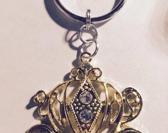 Ähnliche Artikel wie Prinzessin Kutsche Bett auf Etsy