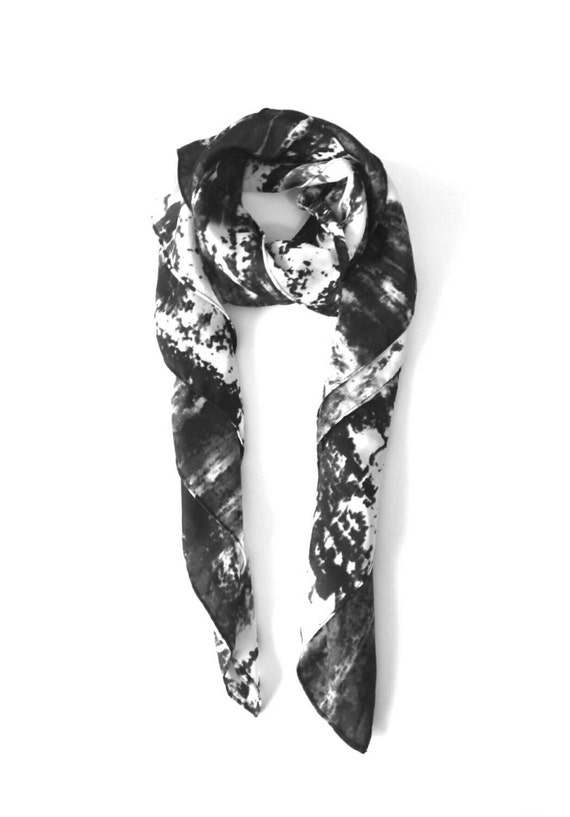 black and white scarf. tie dye scarf. marble print scarf.