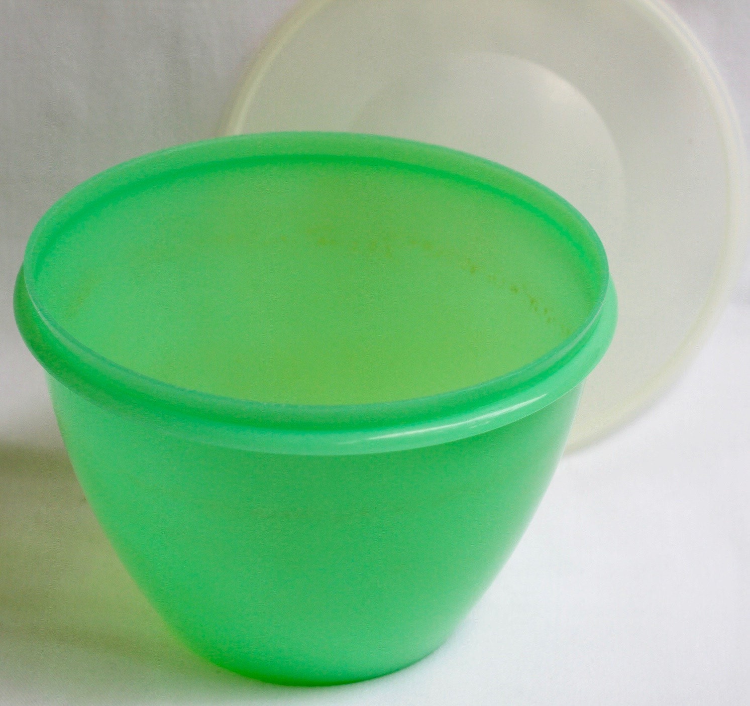 Vintage Tupperware Retro Tupperware 1970s Tupperware Round