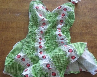 Vintage Swimming Costume MADE IN ENGLAND - Fits Size 8 to 12