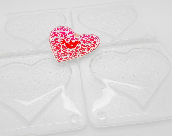 Clear fused glass coaster set with heart detail. Handmade Handcrafted. Decorative homeware. Wedding anniversary, birthday housewarming gift