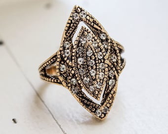 Vintage Antique Gold Tone Edwardian Ring with Clear Austrian Crystals Made in USA #R1408