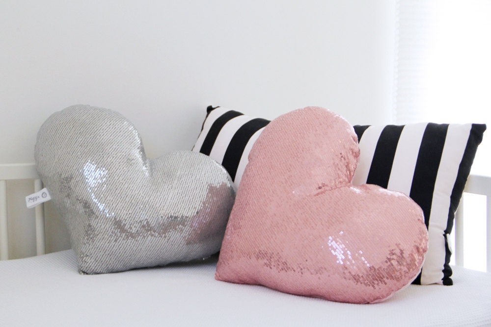 heart pillow