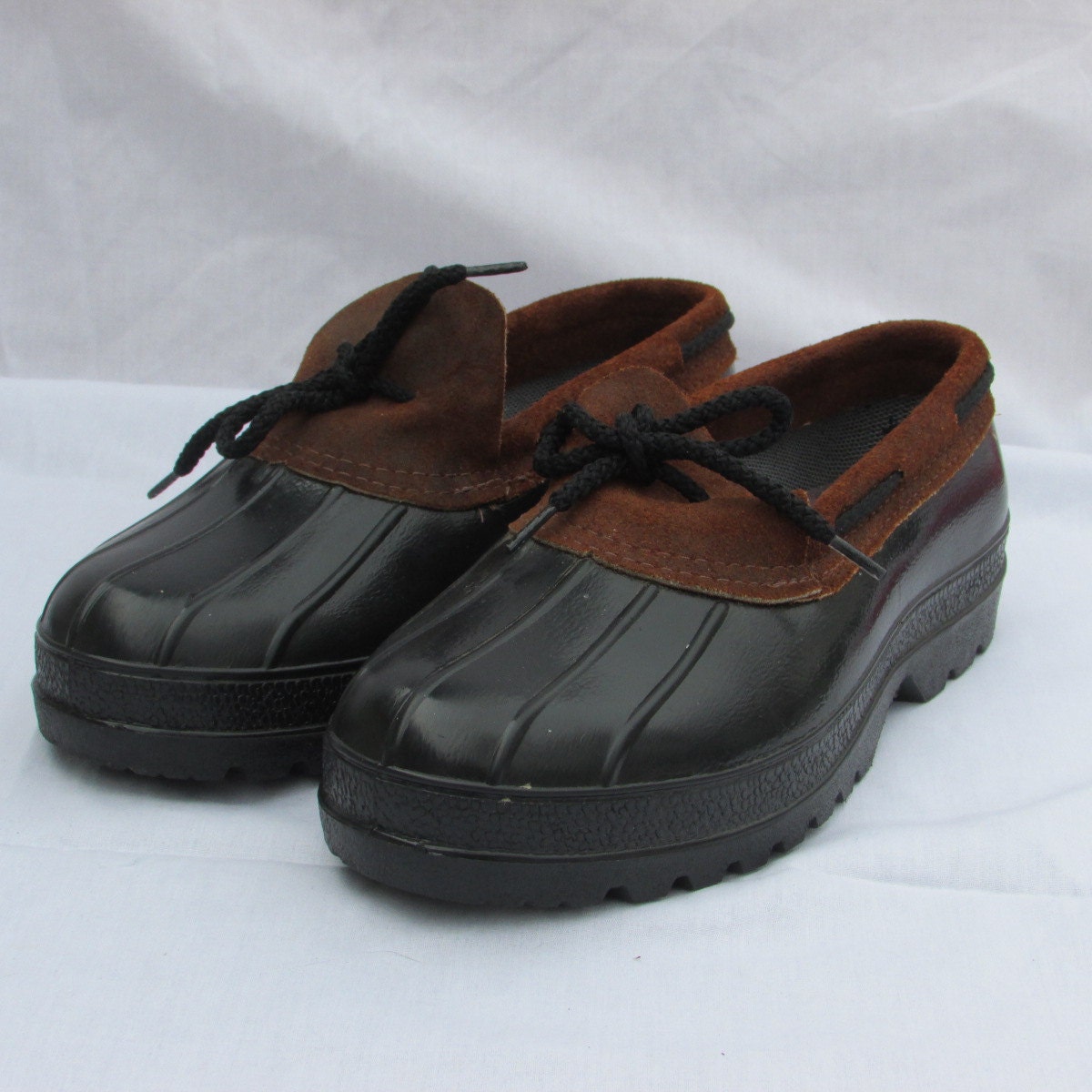 mens slip on duck shoes
