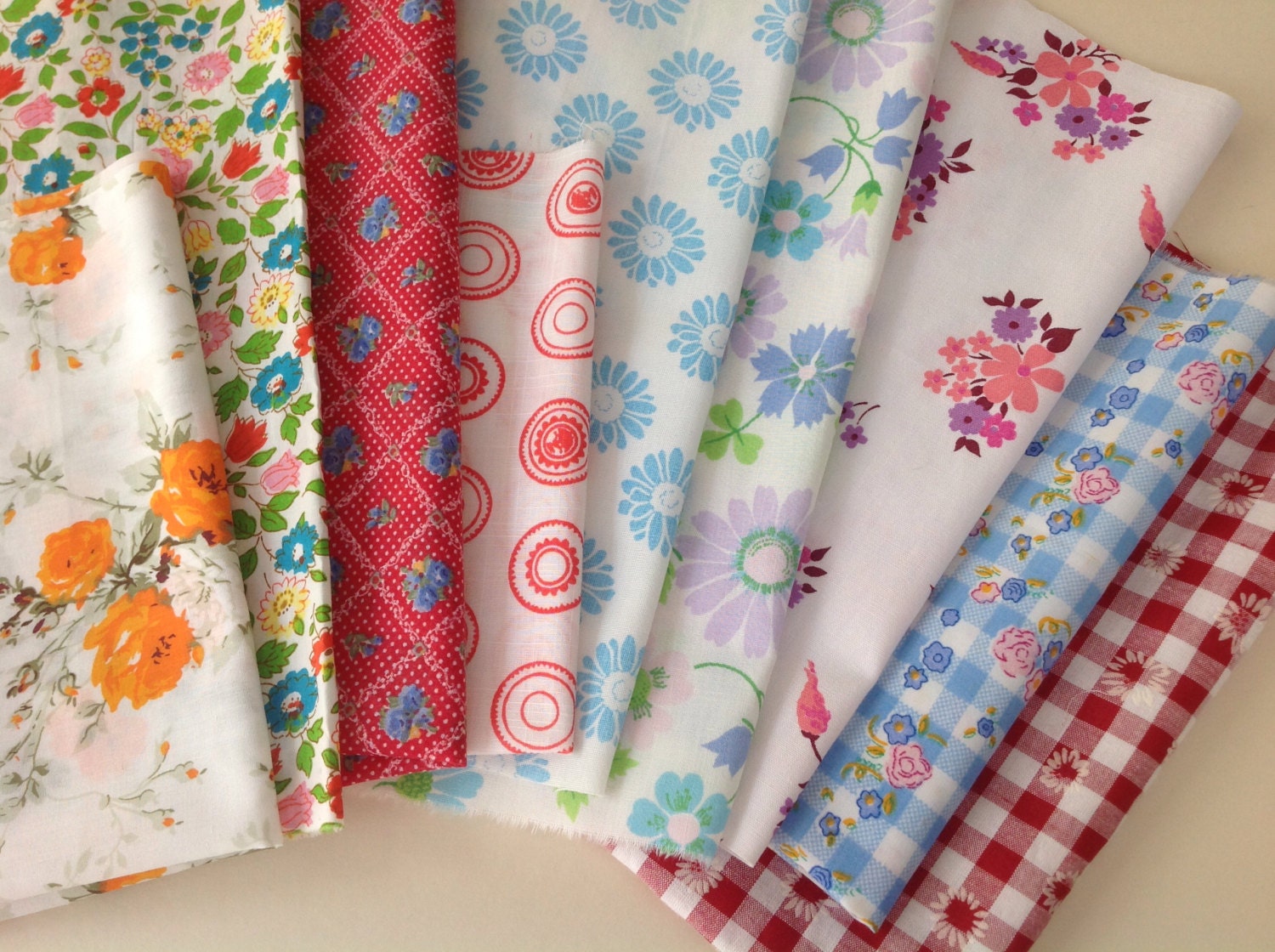 Vintage Fabric Bundle for projects craft patchwork cushion