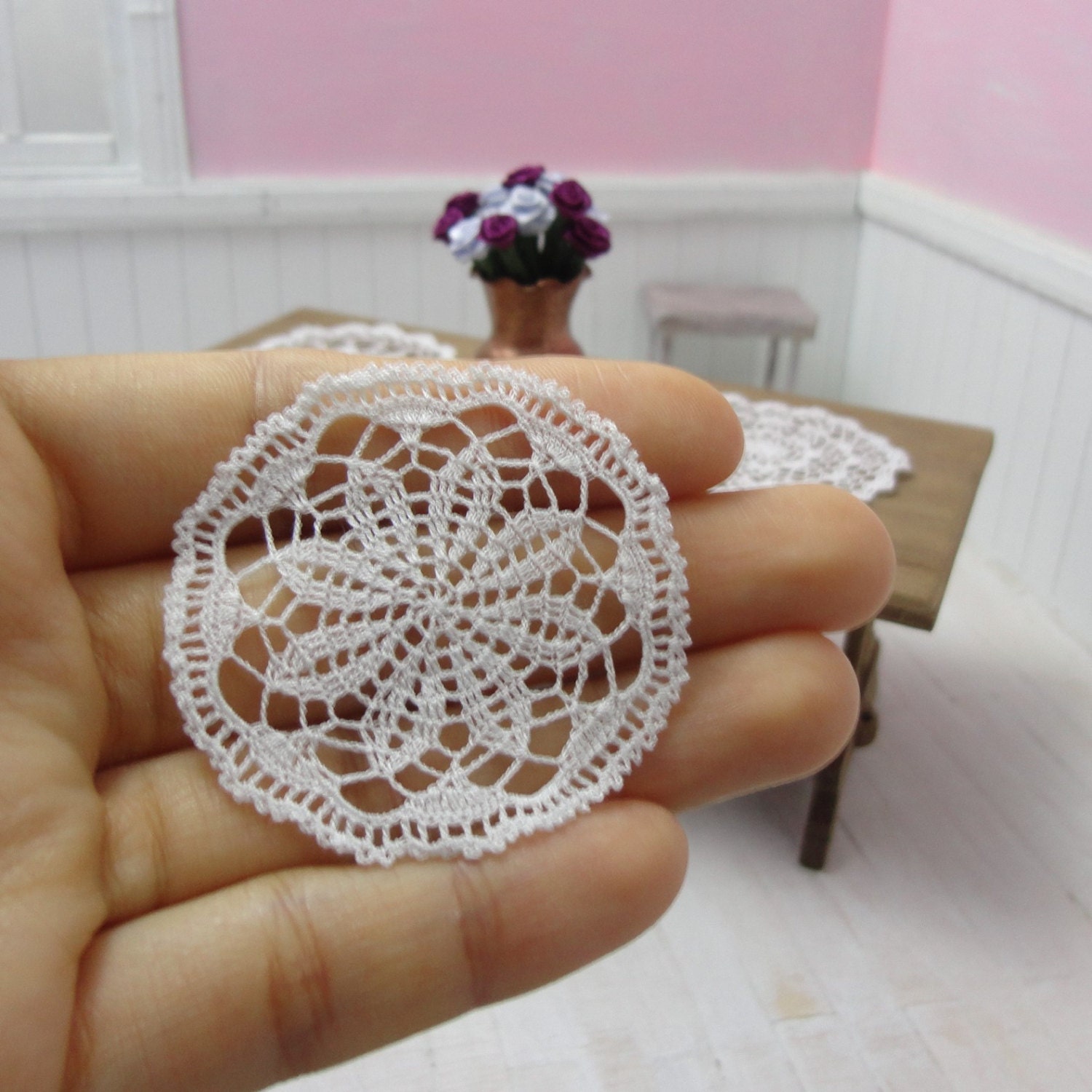 Miniature Crochet Round Doily In White 1.5 Inches 1:12