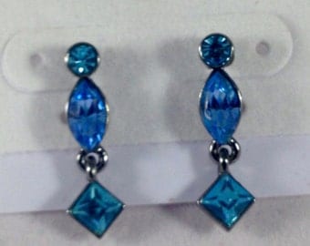 Vintage Givenchy earrings. Givenchy earrings. Austrian crystal estrings. Blue crystal. Blue austrian crystal earrings