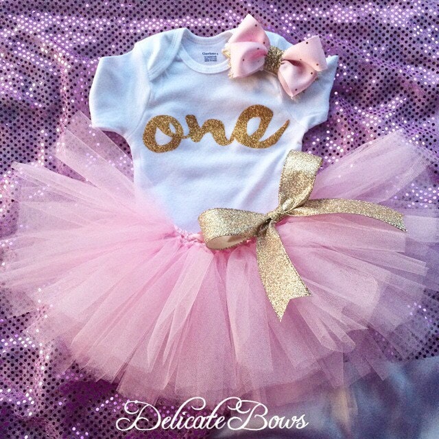 First birthday outfit pink and gold birthday by delicatebows1