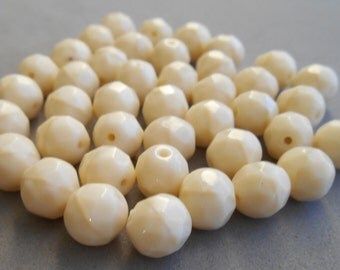 25 8mm Czech glass beads, Opaque, Off White, Beige, Ivory, firepolished, faceted round beads C9525