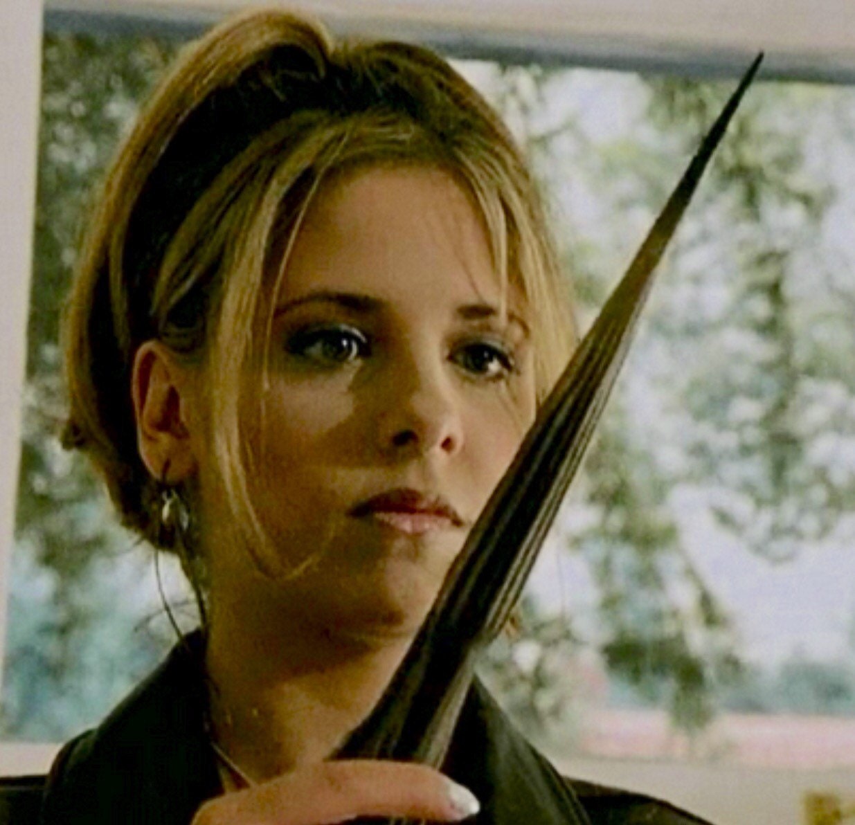 Buffy stake. Баффи и Дон. Buffy Summers stake. Карта Баффи Мистер поинти.