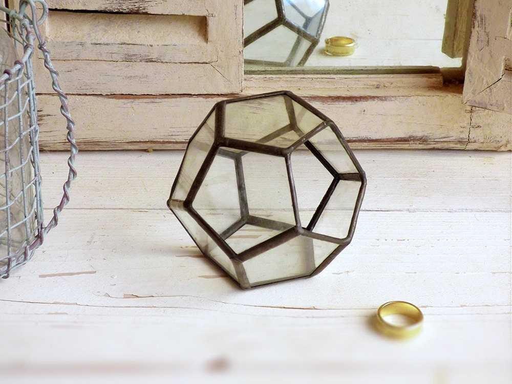 Wedding Ring Box Use As a Geometric Glass by HaloneyRakia on Etsy