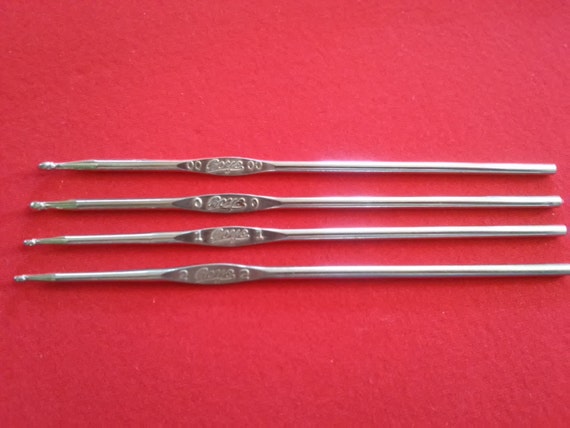 Vintage BOYE Steel Crochet Hooks Set of Four: 00 by RiverHomeGoods