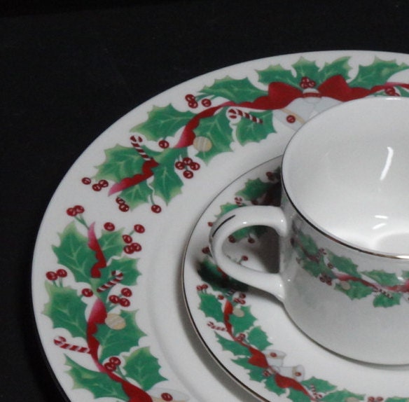 Sango Christmas Holly Holiday China Set Pattern 8415