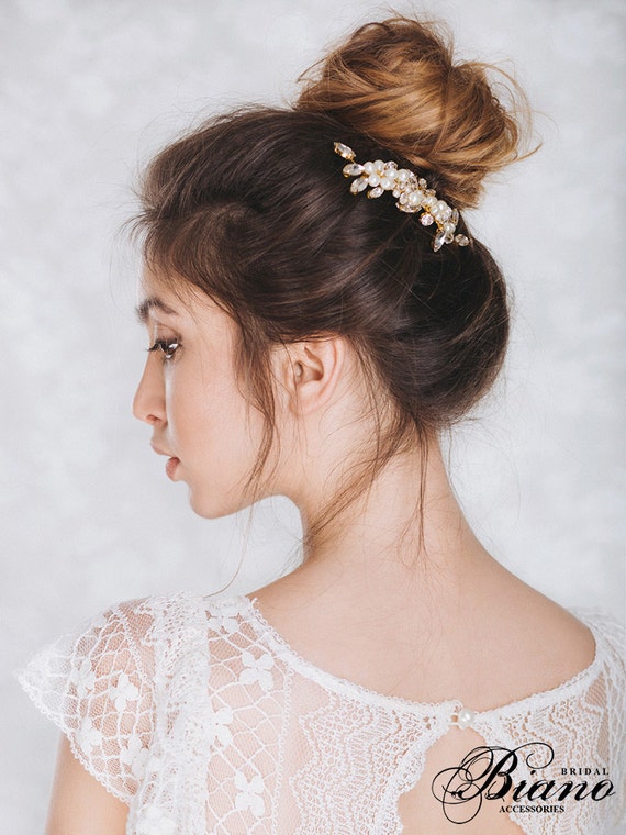 Wedding Comb, Swarovski Comb, Pearl Comb, Bridal Flower Headpiece, Crystal wedding headpiece