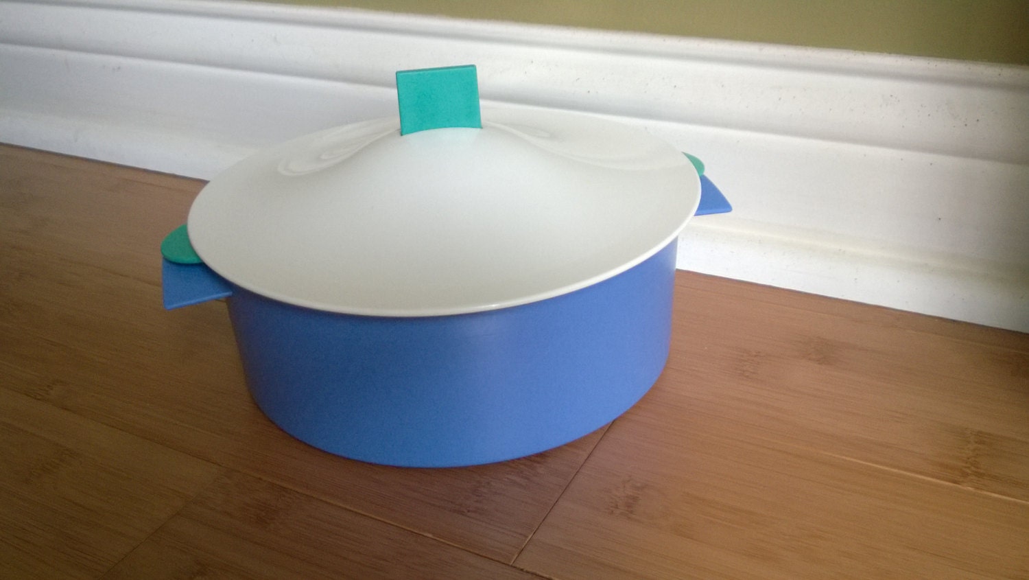 Blue Tupperware Micro Steamer 3221 Small Microwave cooking green